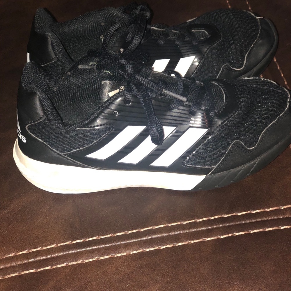 Adidas AltaRun Shoes